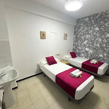Evans Realty - Euro Holitel Guest house 3*