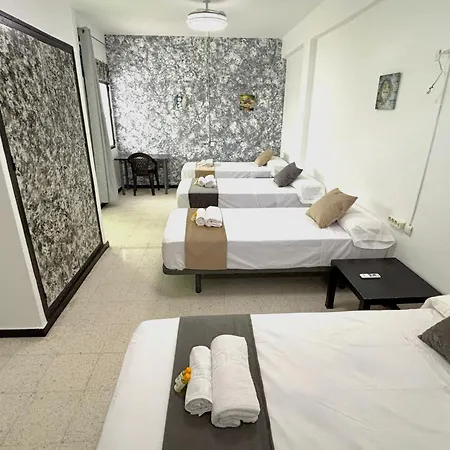 Evans Realty - Euro Holitel Guest house Fuengirola