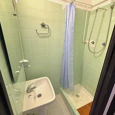 Guest house Evans Realty - Euro Holitel